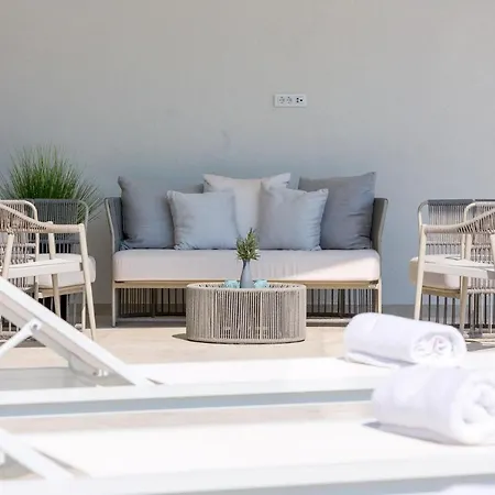 Alba Seget Villa