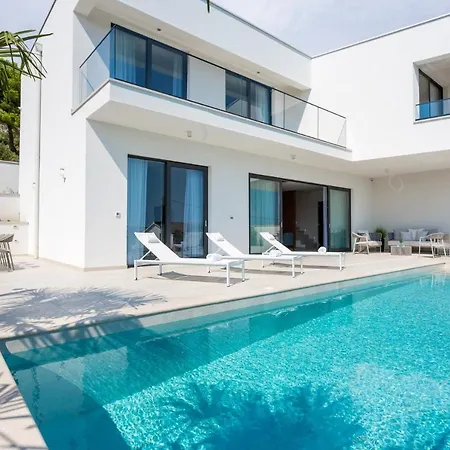 Alba Seget Villa